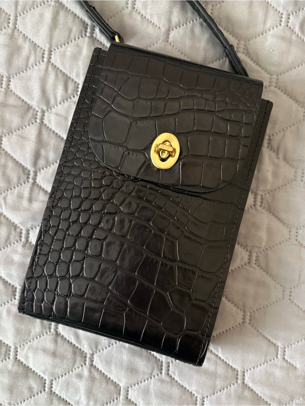 Teddi Joelle Signature Box Crossbody Clutch Purse Bag Black Croc Leather